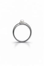 Luna Flow Pearl Ring - Silver