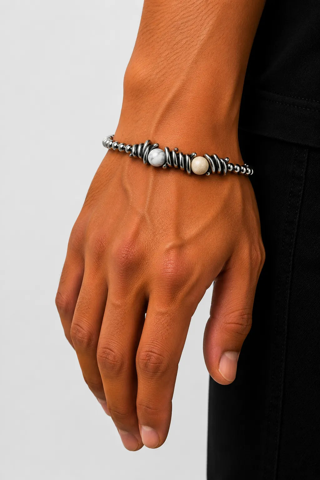 ARCUS No.02 - Silver